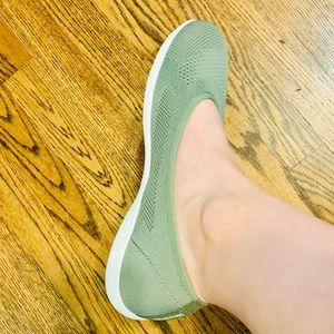 Dream Pairs Athletic Slip On Flats Women’s Size 8.5 Brand New!